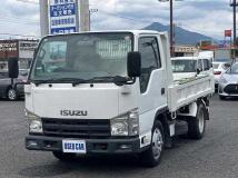 2010 Isuzu Elf Truck