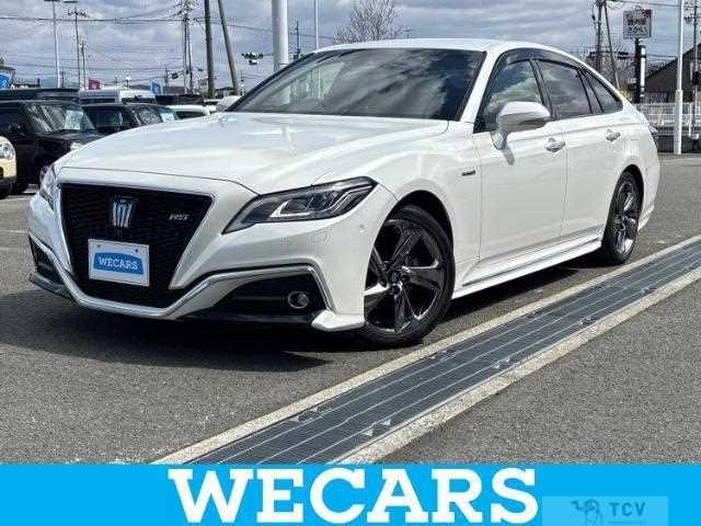 2019 Toyota Crown Hybrid