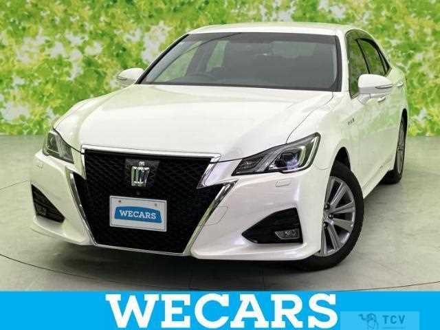 2015 Toyota Crown Hybrid