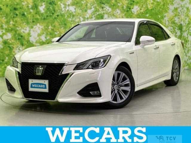 2016 Toyota Crown Hybrid