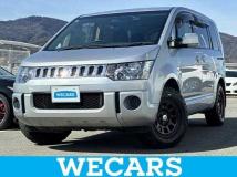 2015 Mitsubishi Delica D5