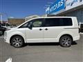 2021 Mitsubishi Delica D5