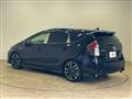 2016 Toyota PRIUS α