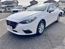 2015 Mazda Axela