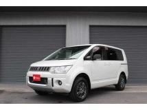 2015 Mitsubishi Delica D5