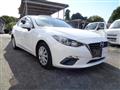 2015 Mazda Axela