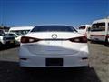 2015 Mazda Axela