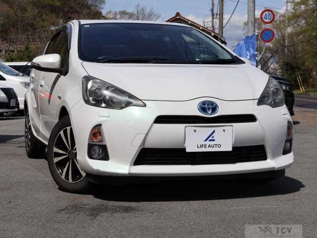 2012 Toyota AQUA
