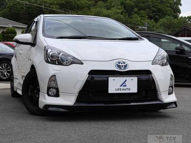 2013 Toyota AQUA