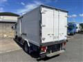 2020 Isuzu Elf Truck