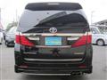 2013 Toyota Alphard G