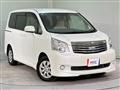2010 Toyota Noah