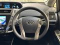 2016 Toyota PRIUS α