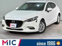 2017 Mazda Axela