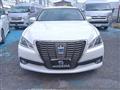 2015 Toyota Crown Hybrid