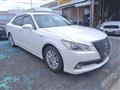 2015 Toyota Crown Hybrid