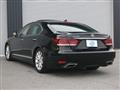 2016 Lexus LS