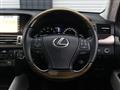 2016 Lexus LS