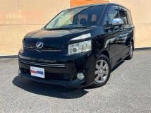 2010 Toyota Voxy