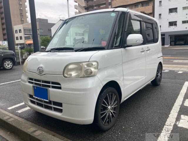 2010 Daihatsu Tanto