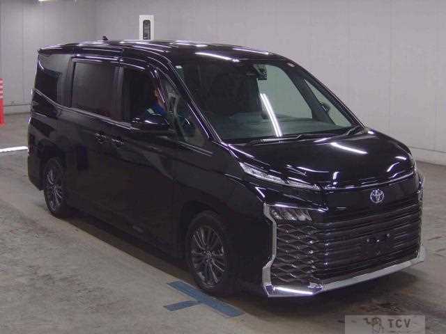 2023 Toyota Voxy