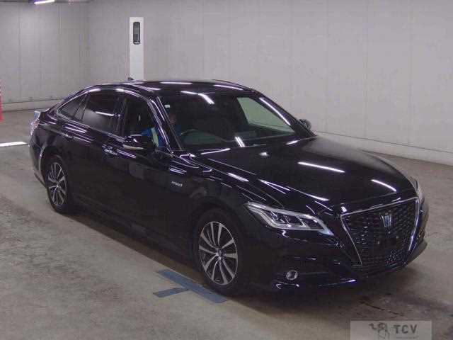 2019 Toyota Crown Hybrid