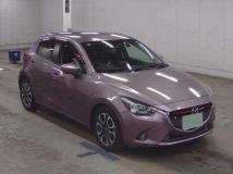 2016 Mazda Demio