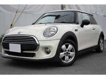 2017 BMW MINI