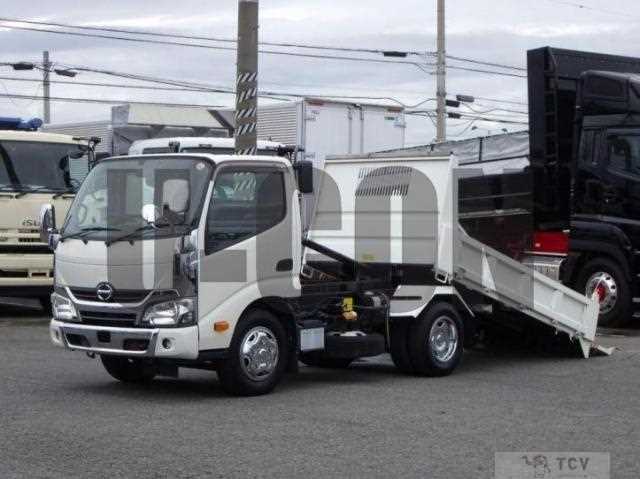 2017 Hino Dutro
