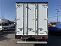 2021 Isuzu Elf Truck