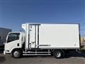 2021 Isuzu Elf Truck