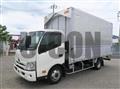 2023 Hino Dutro