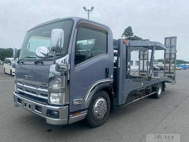 2015 Isuzu Elf Truck