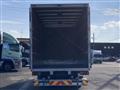 2016 Isuzu Elf Truck