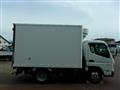 2022 Mitsubishi Fuso Canter