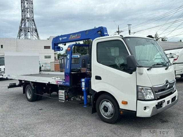 2025 Hino Dutro