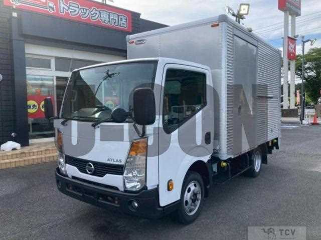 2019 Nissan Atlas Loco