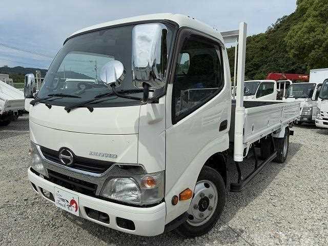 2014 Hino Dutro