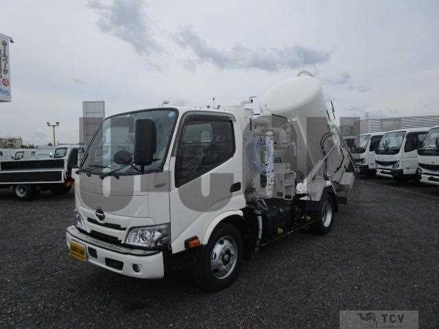 2025 Hino Dutro