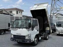 2011 Isuzu Elf Truck