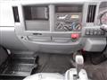 2020 Isuzu Elf Truck