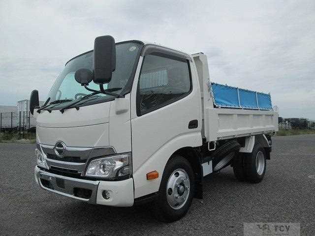 2025 Hino Dutro