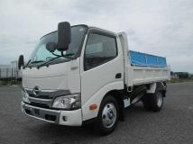2025 Hino Dutro