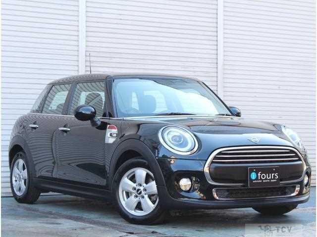 2019 BMW MINI