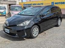 2015 Toyota PRIUS α