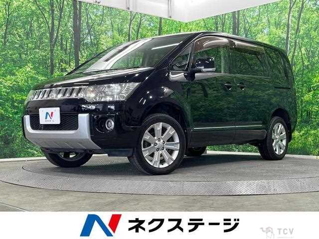 2011 Mitsubishi Delica D5
