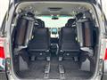 2013 Toyota Alphard G
