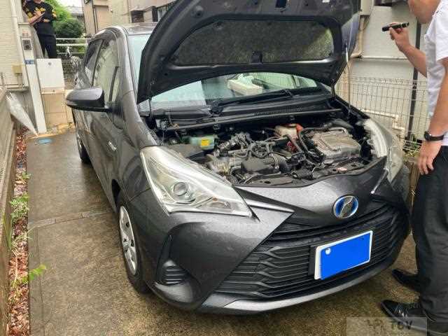 2017 Toyota Vitz