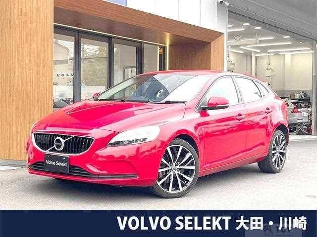 2018 Volvo V40