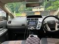 2011 Toyota PRIUS α